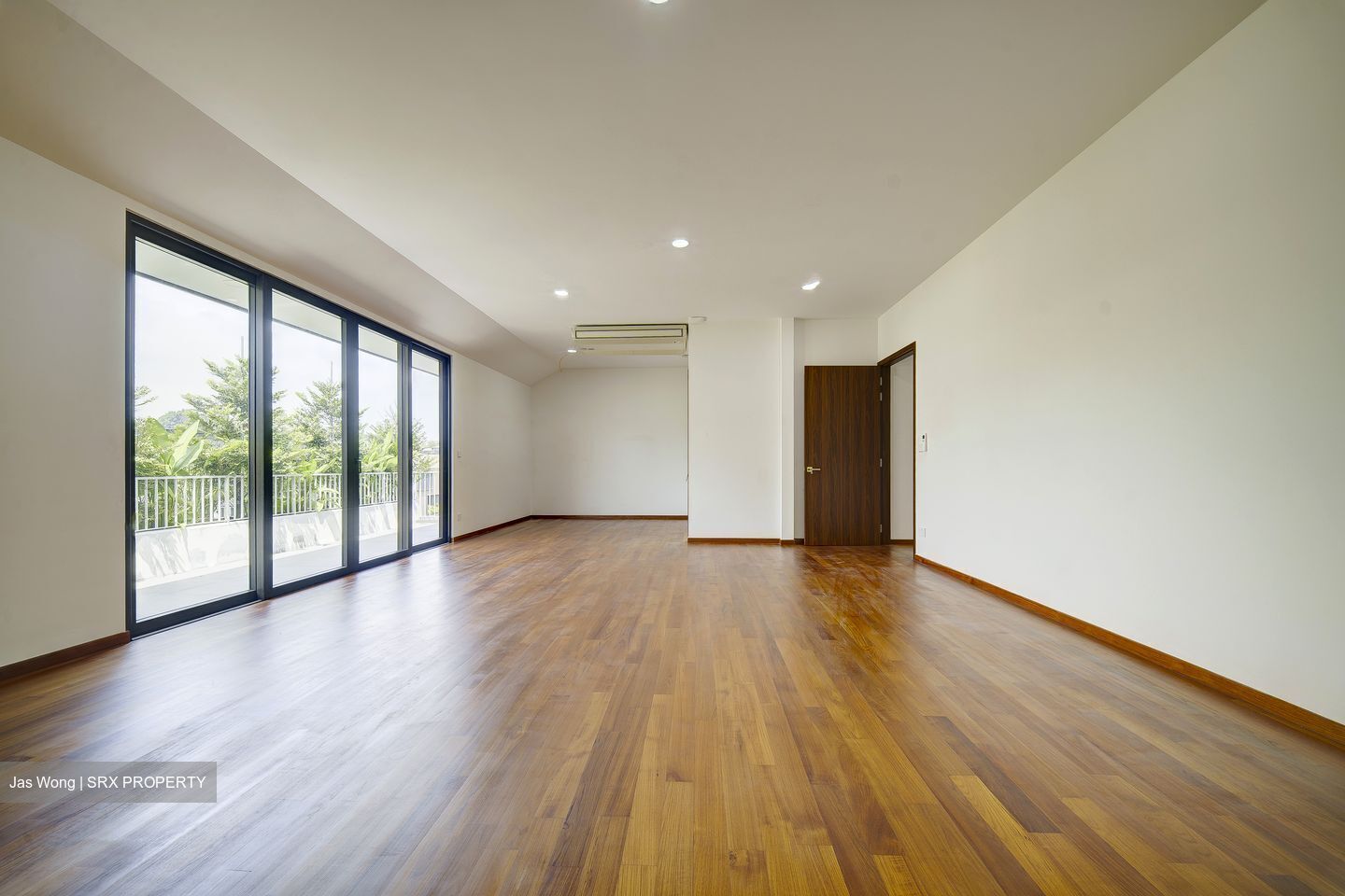Fernhill Road (D10), Semi-Detached #585074901